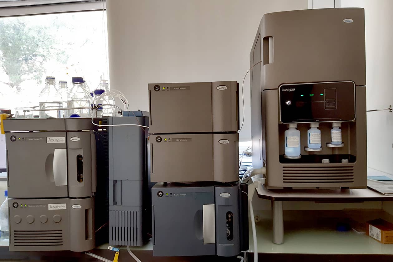 <hr>Chaine UPLC Acquity Premier couplée à un spectromètre de masse MS-MS RDa Waters.