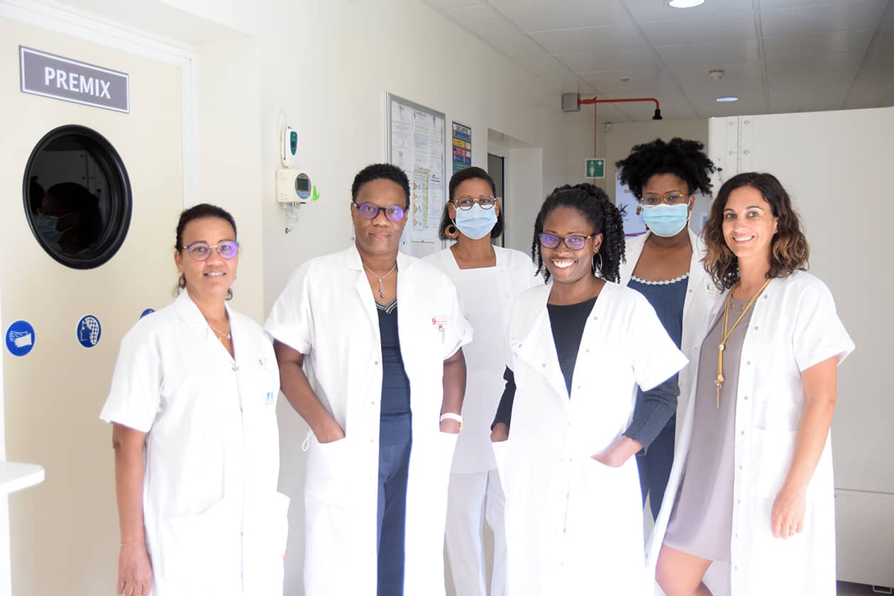 <hr>Equipe du CRB Karubiotec.