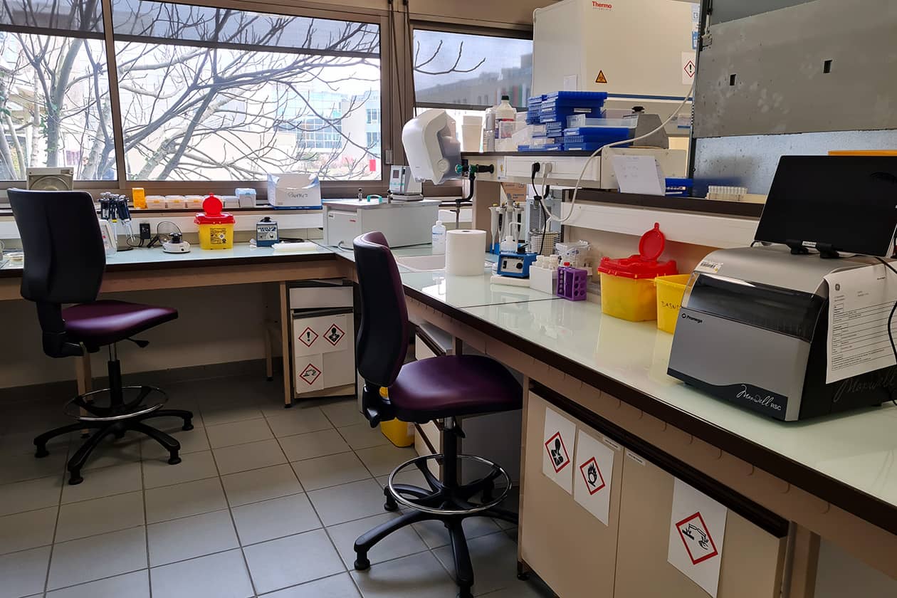 <hr>Laboratoire pour l’extraction d’ADN.