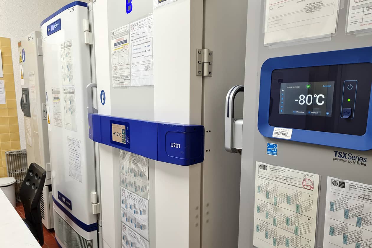 <hr>Zone de stockage des échantillons à -80°C.