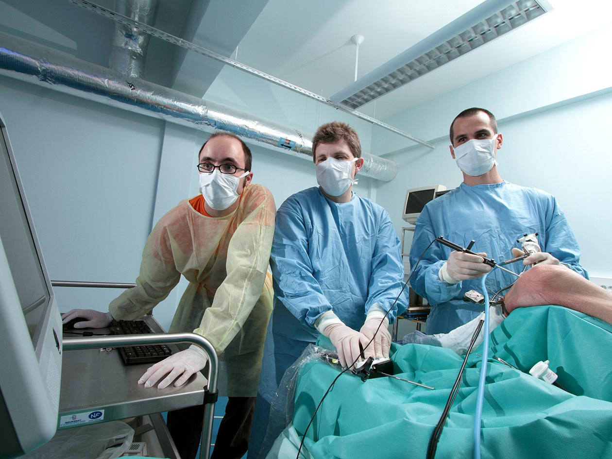 <hr>Développement d’un dispositif d’imagerie en chirurgie orthopédique (projet soutenu par ECCAMI).