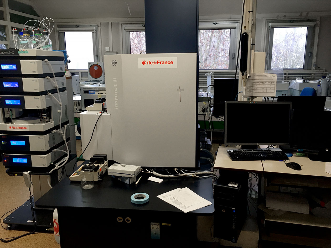 <hr>Spectromètre de masse QTOF.