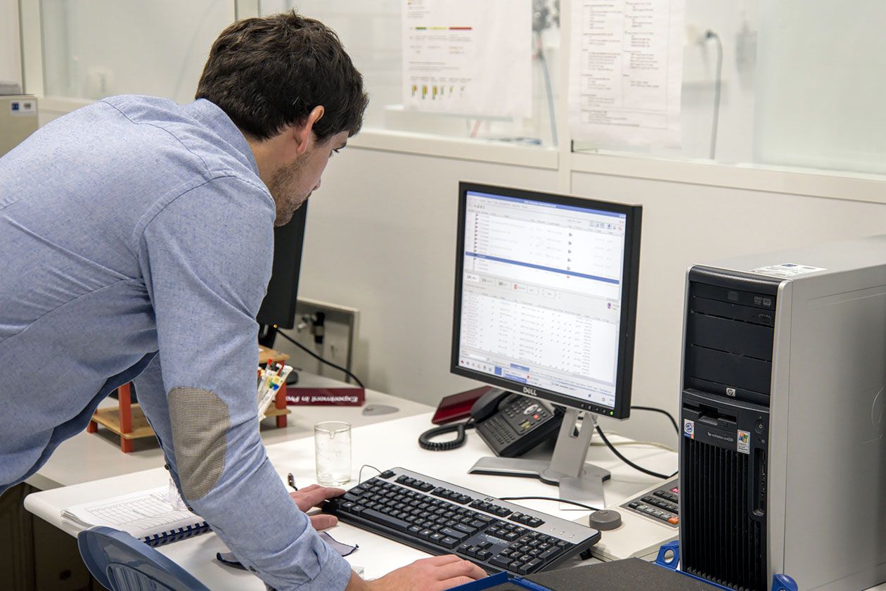 <hr>Les ingénieurs de la plateforme participent à des formations afin de proposer de nouvelles technicités.
