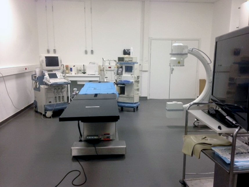 <hr>Bloc de radiologie interventionnelle.