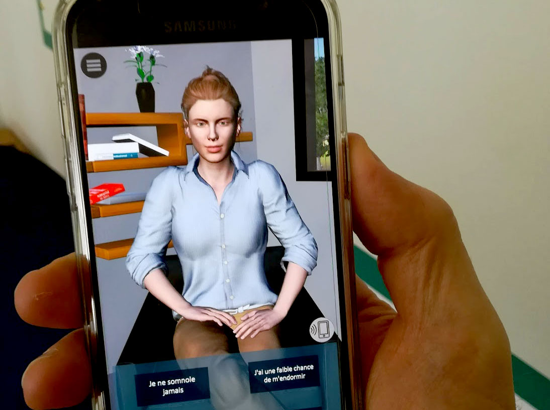 <hr>Exemple d’application avec agent virtuel téléchargeable sur smartphone et utilisé pour le suivi médical à domicile.