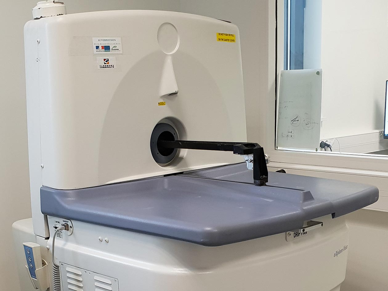 <hr>PET pour le suivi de radiotraceurs in vivo.