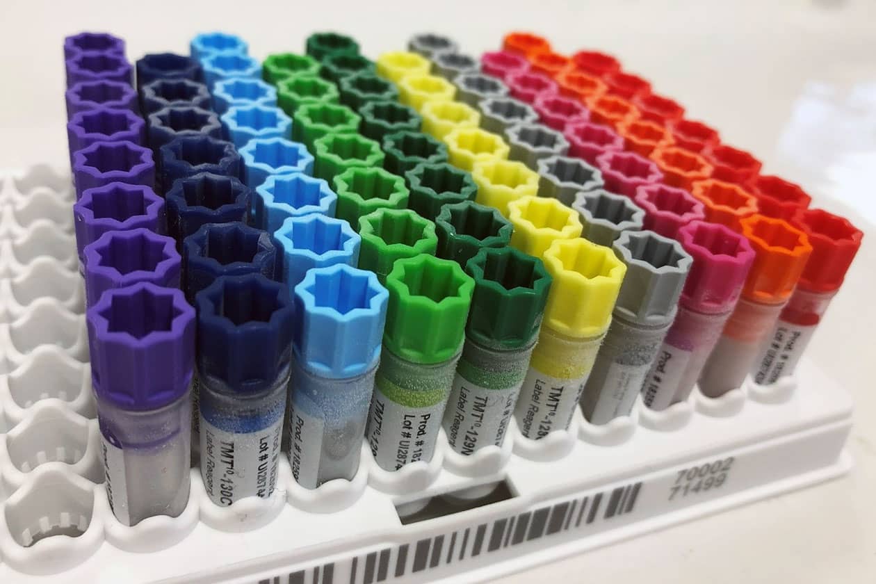 <hr>Kit de marquage isotopique TMT 10-plex (Thermo Scientific).