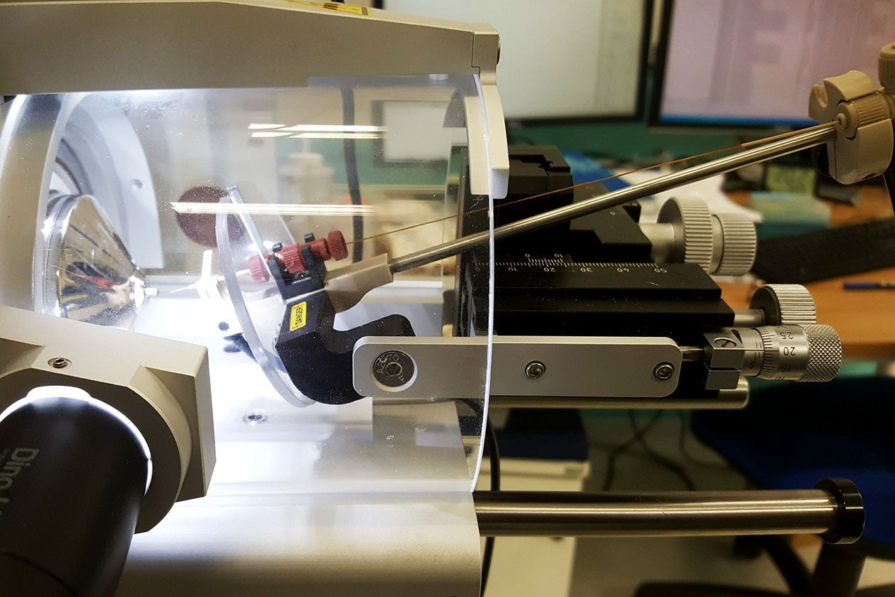 <hr>Source du LTQ-Orbitrap Velos (Thermo Fisher).