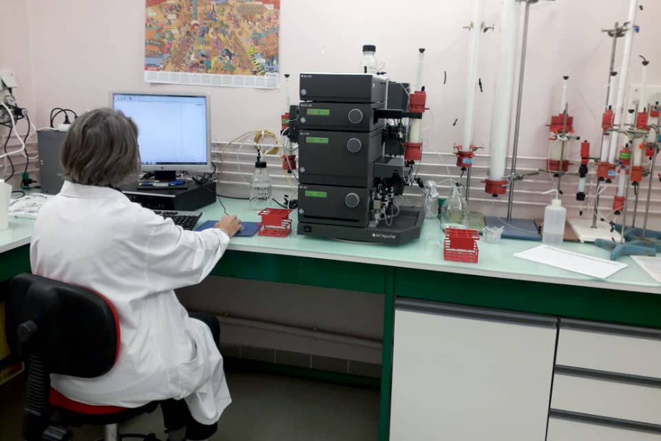 <hr>Observation au microscope de cellules d’insecte infectées par un baculovirus recombinant.