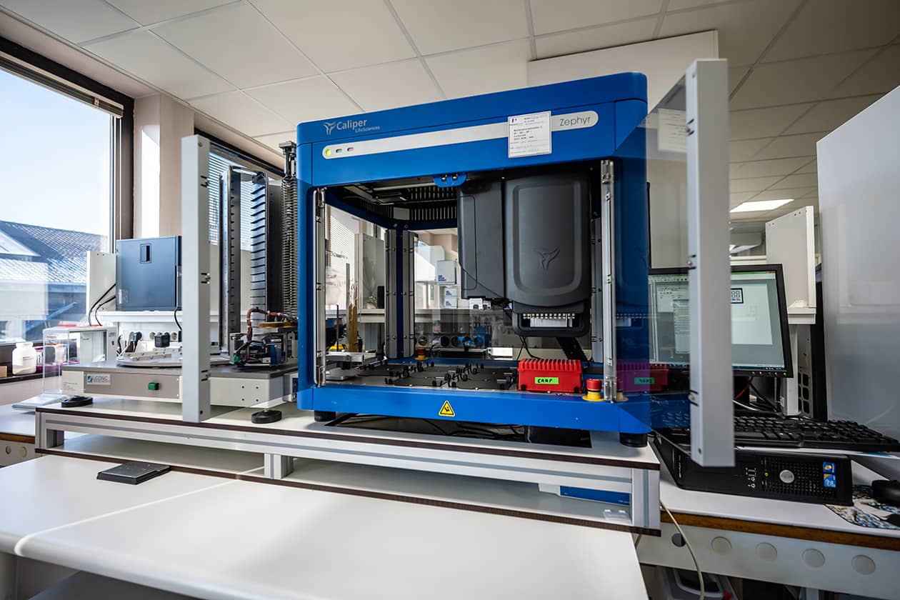 <hr>Automate Zephyr sur le plateau HTS (ARIADNE-Criblage).