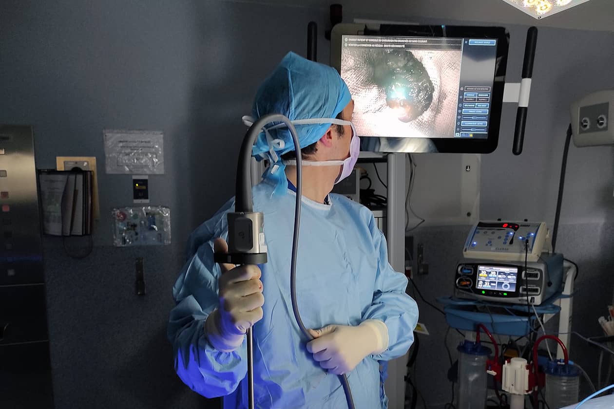 <hr>Chirurgie guidée par fluorescence.