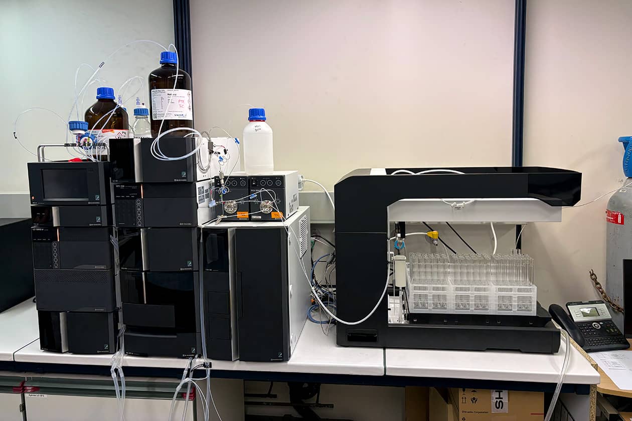 <hr>UHPLC-SFC pour les séparations chirales et achirales.