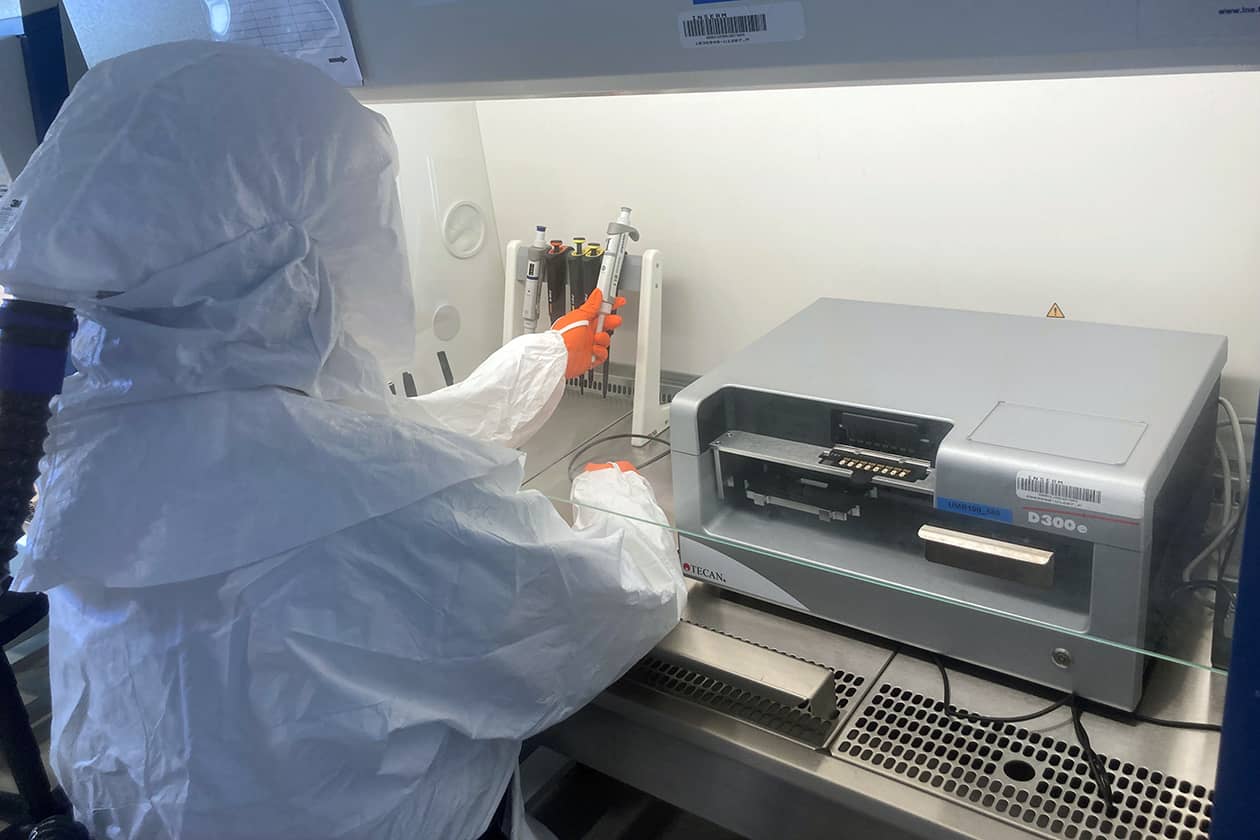 <hr>Criblages antiviraux réalisés en environnement NSB3.