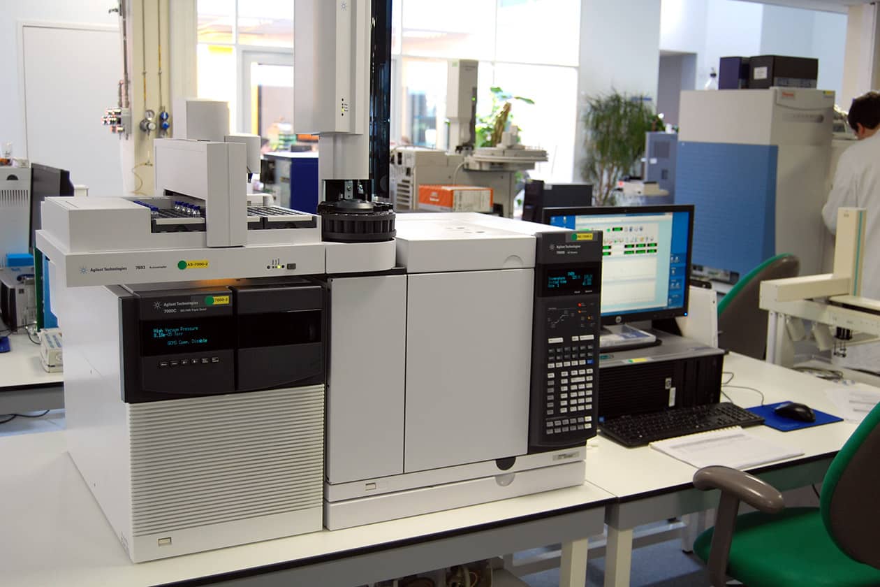 <hr>GC-MS/MS Agilent 7000 QqQ.