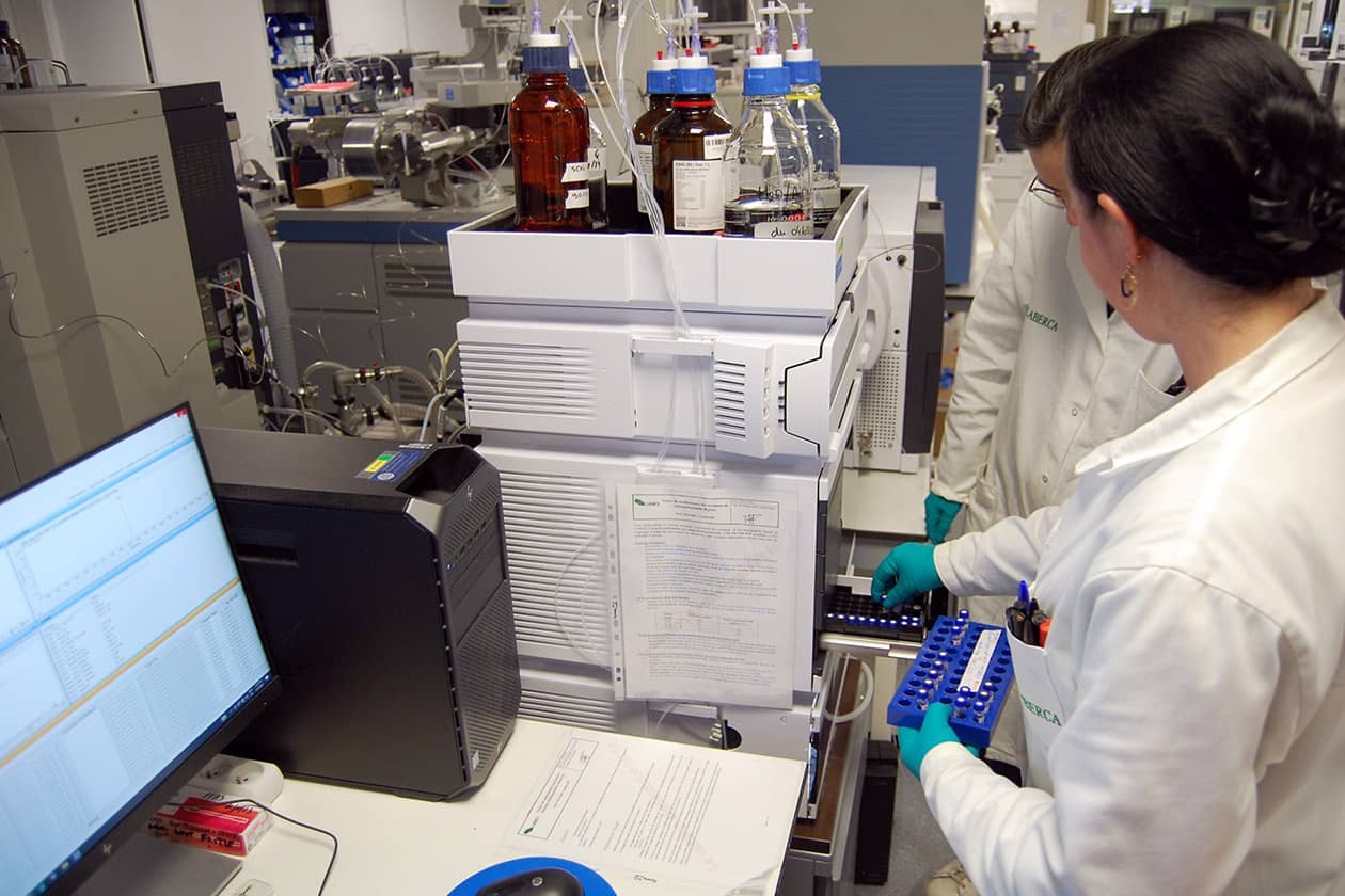 <hr>Injection d’échantillons sur le LC-MS/MS Agilent 6490 QqQ.