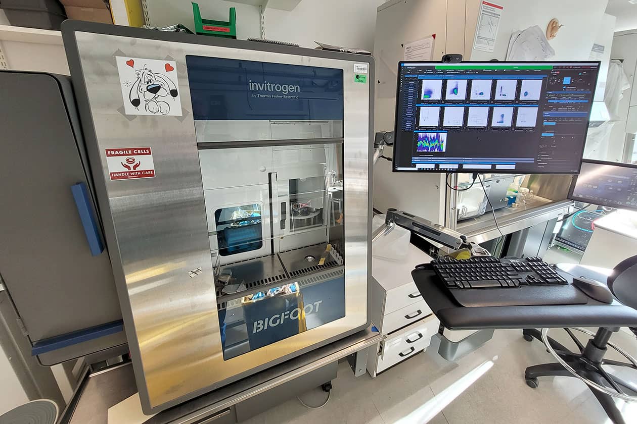 <hr>Trieur jet-in-air MoFlo Astrios offrant une analyse spectrale ou conventionnelle et un module de clonage ultraperformant.