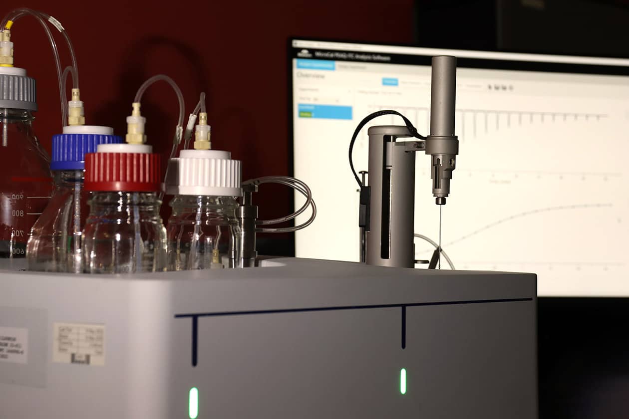 <hr>Robot de visualisation de cristaux.